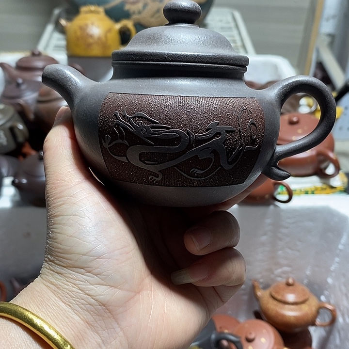 紫砂茶壶跳砂微瑕