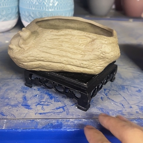 ··［送塑料托盘］··