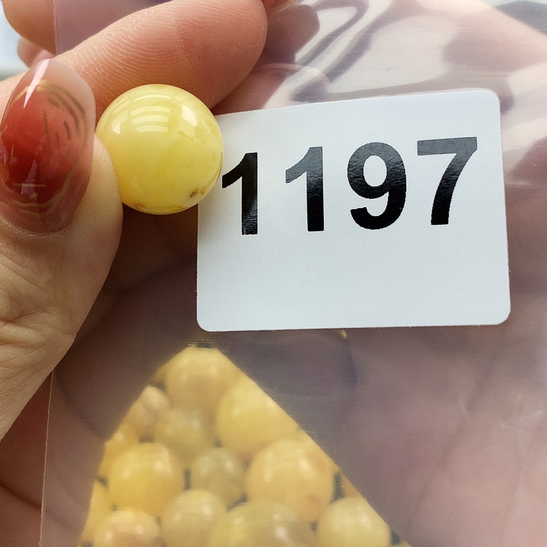 未镶嵌蜜蜡珠宝奇石