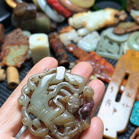 白玉菩提吊坠心***?摆件