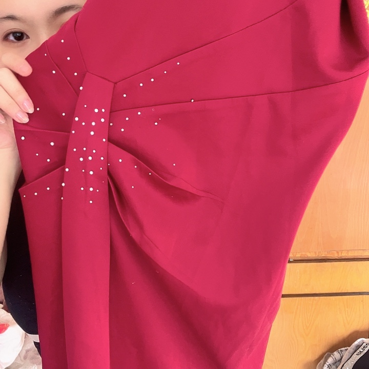 瑕疵款红色小裙细网袖