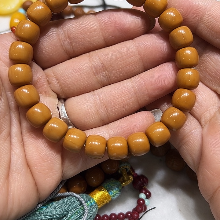 猴头核桃手串精工制作猴头老型手串