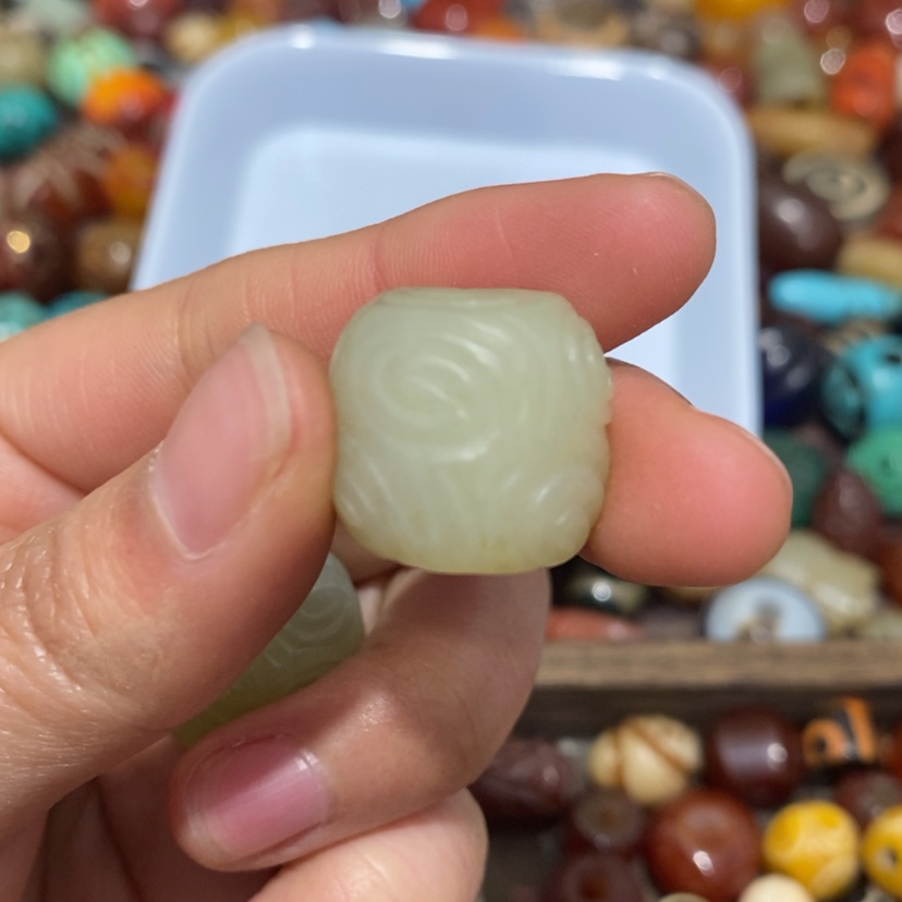 【闪购商品】和田玉（糖玉）颈饰未镶嵌定*坤