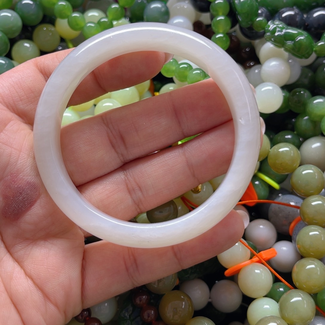 和田玉手链未镶嵌56.4