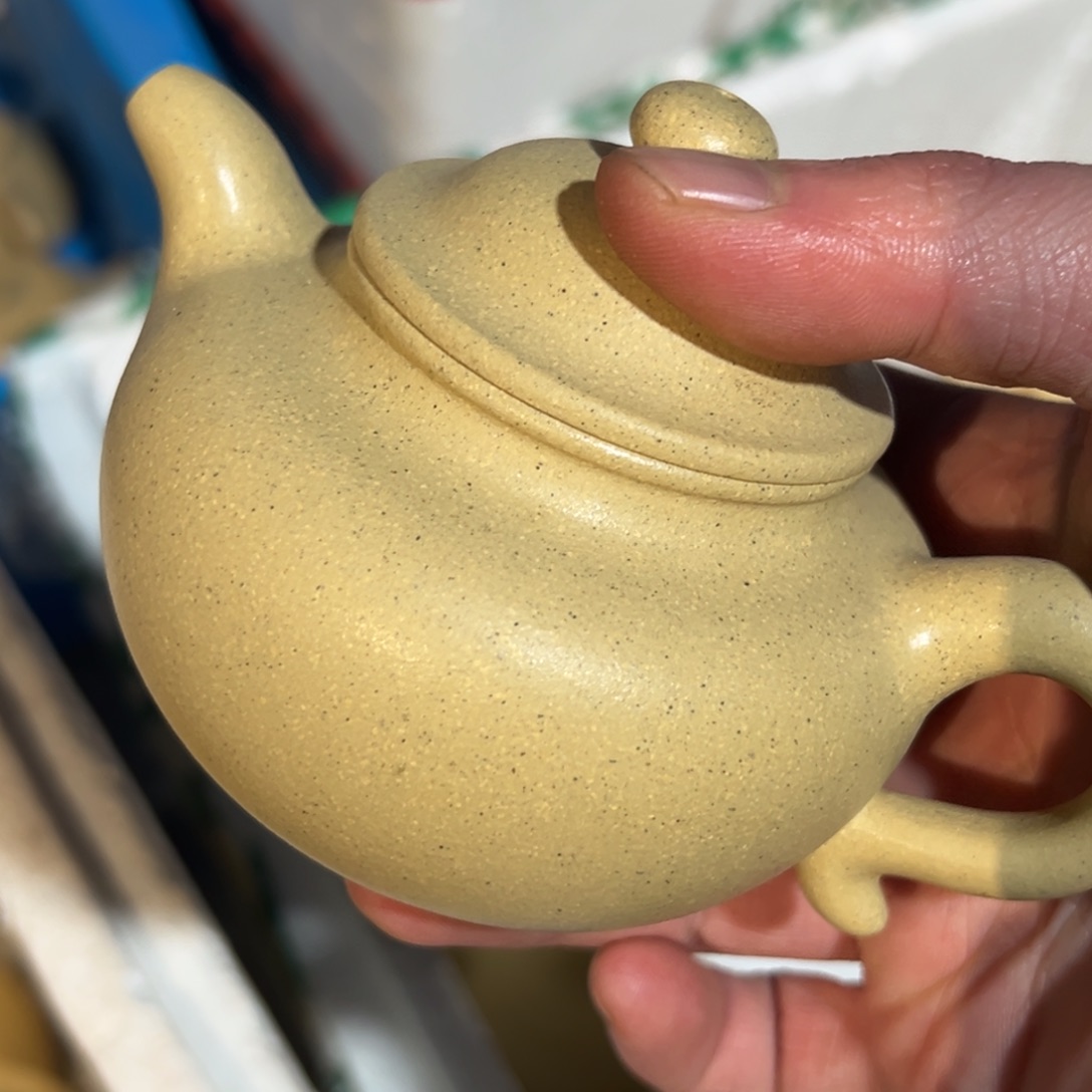 紫砂茶壶紫砂的味道很