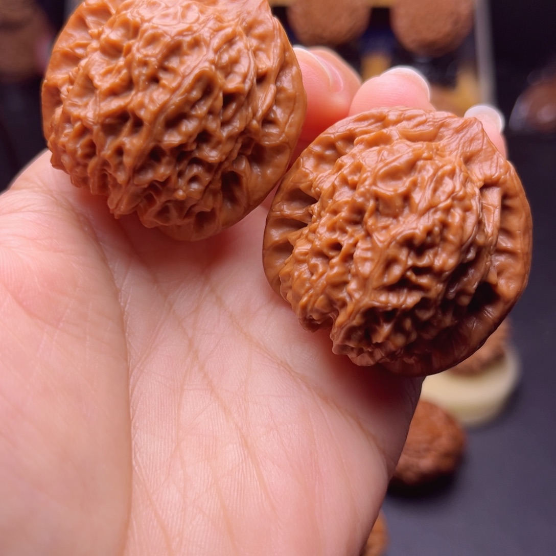 文玩核桃吊坠全品金麒麟