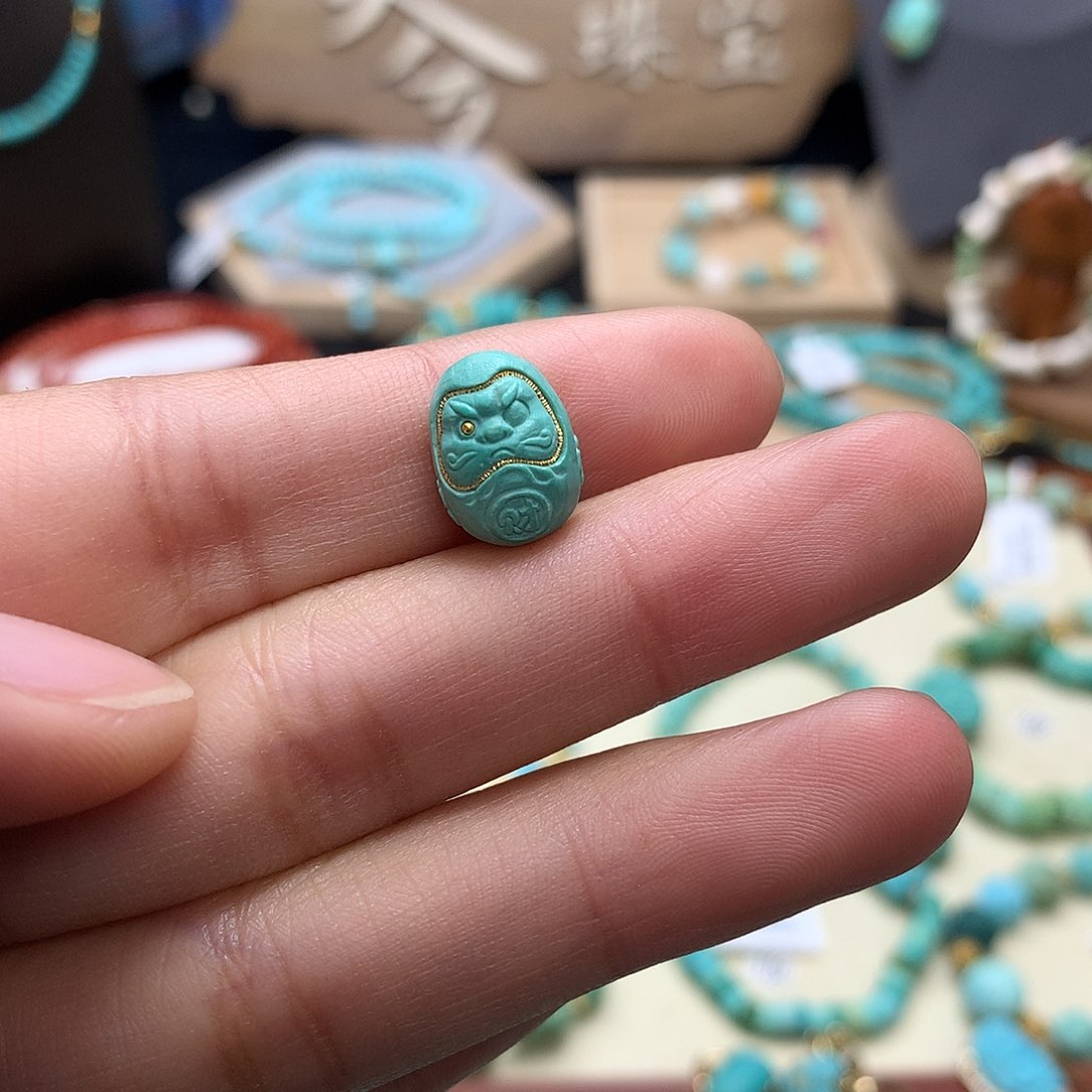 绿松石挂件未镶嵌雨*