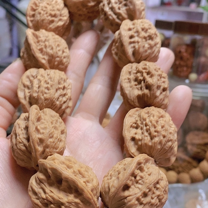 【闪购商品】文玩核桃把件32崔凯手持