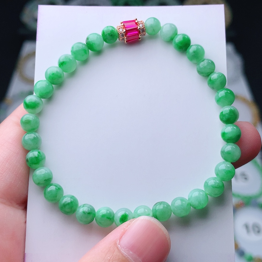 翡翠手串未镶嵌翡翠