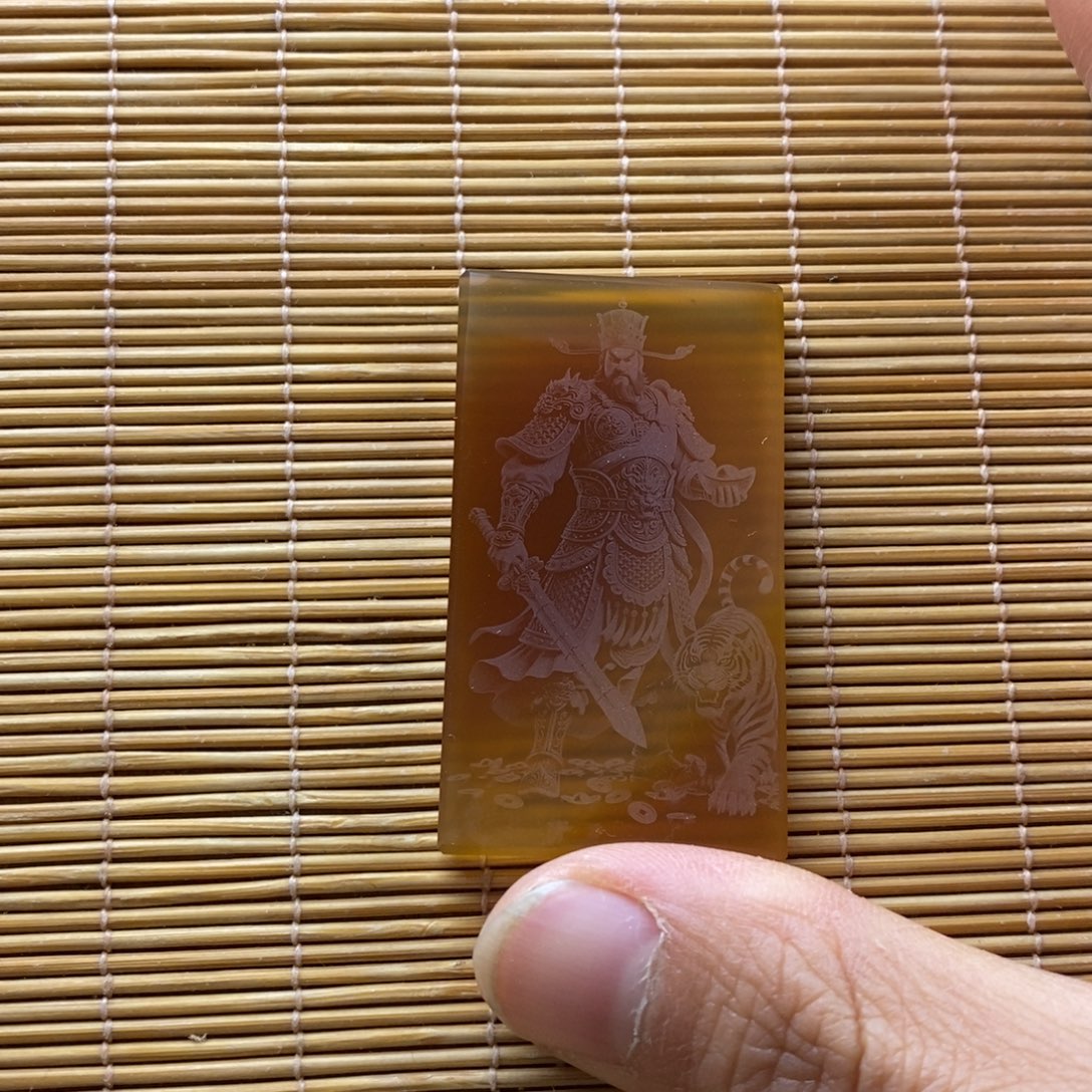 未镶嵌其他玛瑙/玉髓