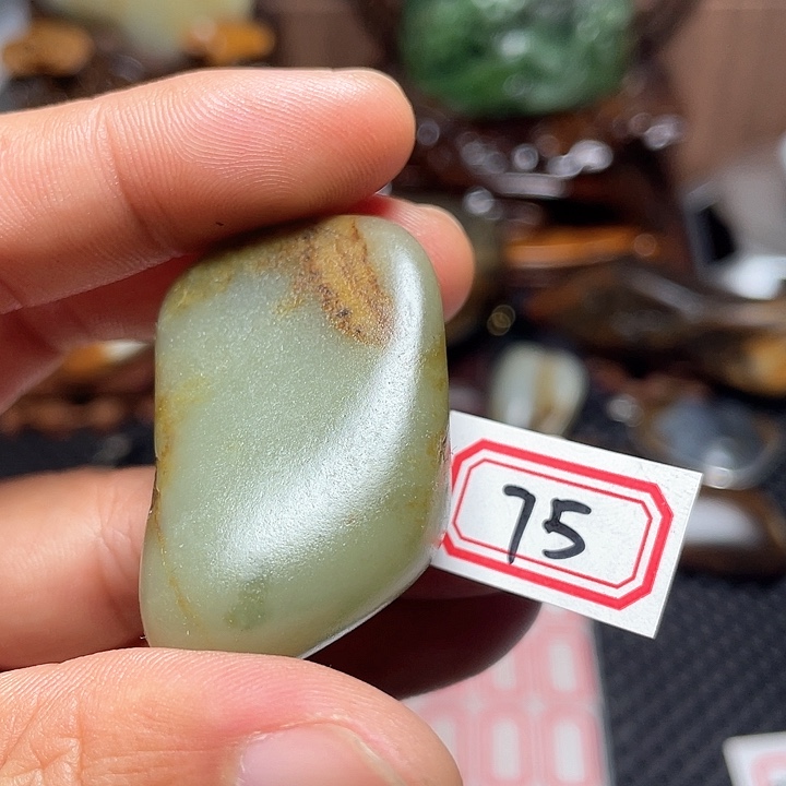 未镶嵌和田玉挂件75