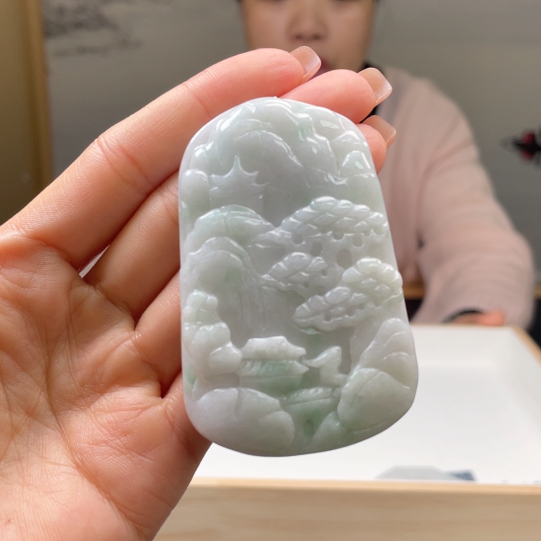 翡翠吊坠(不含链)未镶嵌