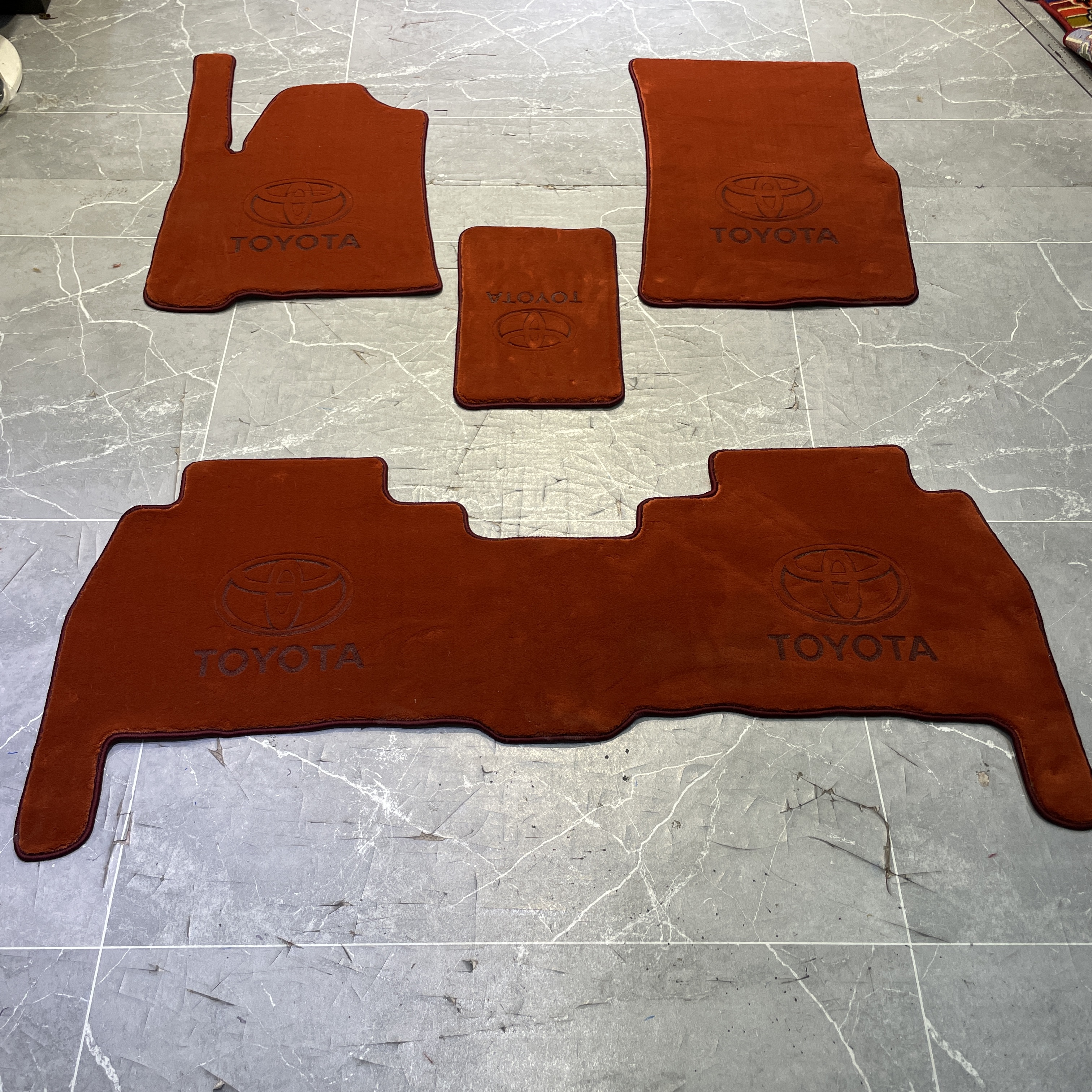 藏毯新款加厚专车订制脚垫