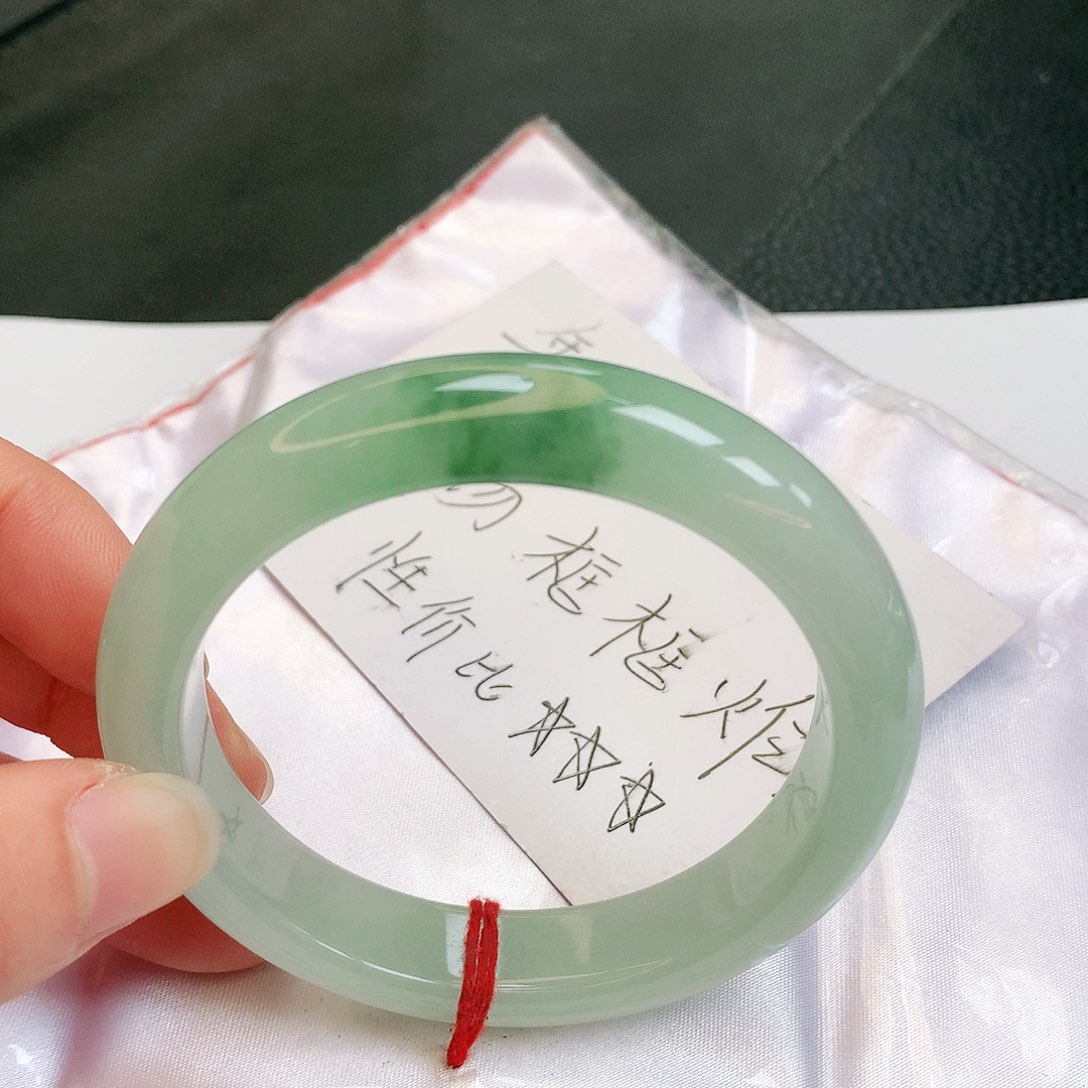 【闪购商品】翡翠手镯未镶嵌缅甸天然a货翡翠