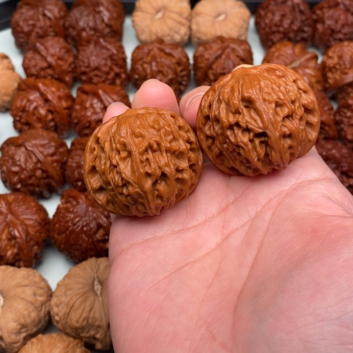 猴头核桃吊坠磨盘狮子头