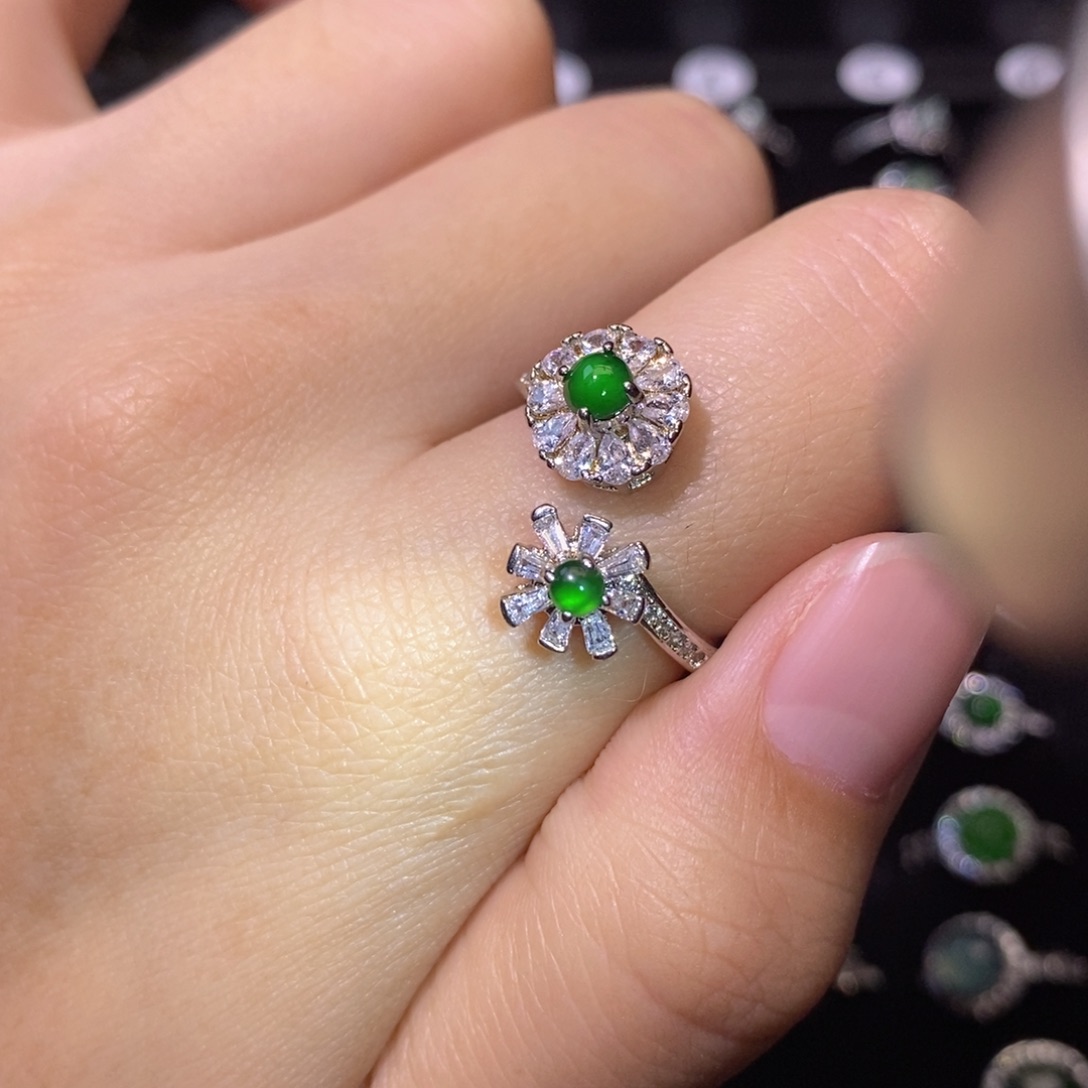 翡翠未镶嵌颈饰天然