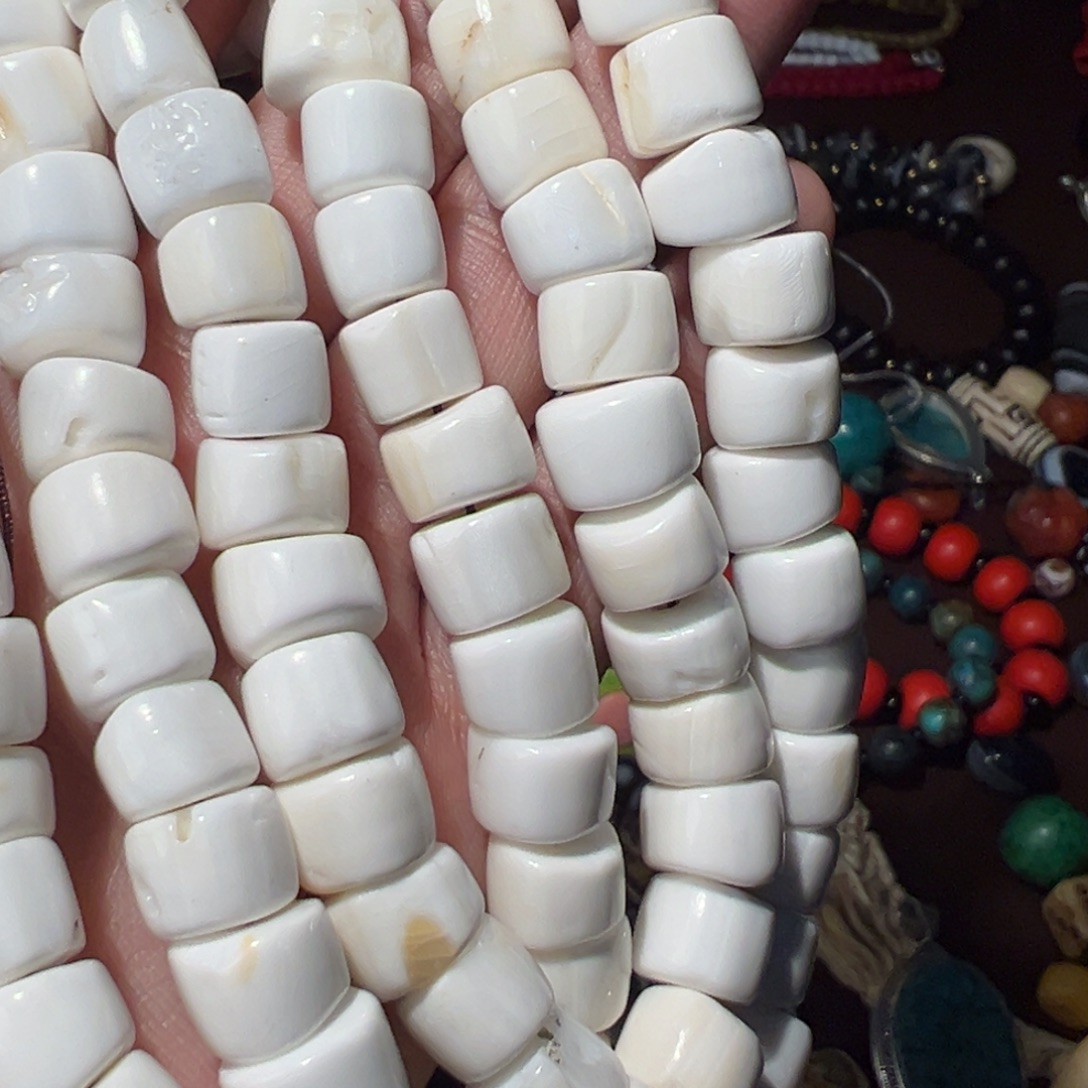 甄***阁吊坠（不含链）琉璃