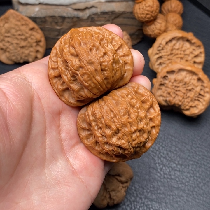 桃核把件尺寸43公子帽