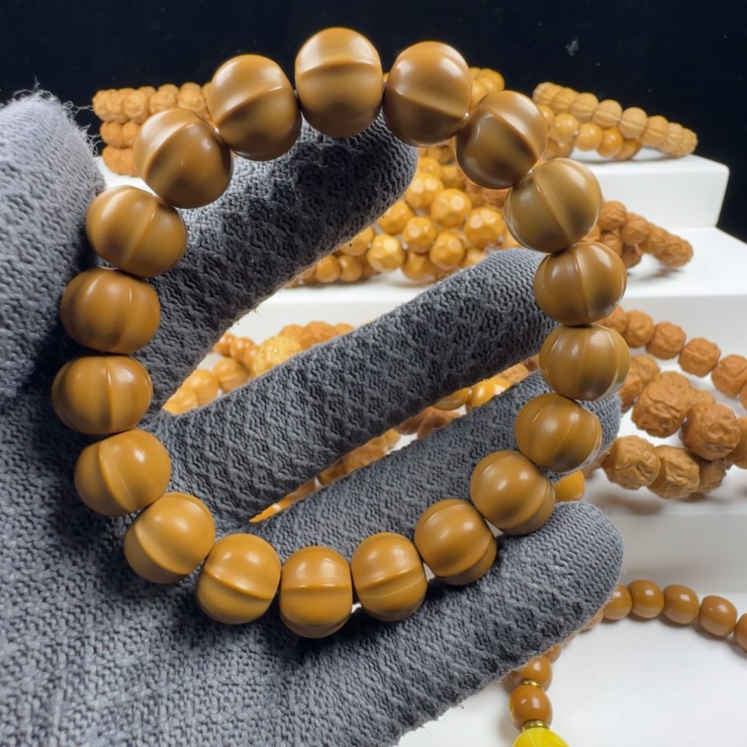 猴头核桃手串猴头鲨鱼背卡12+