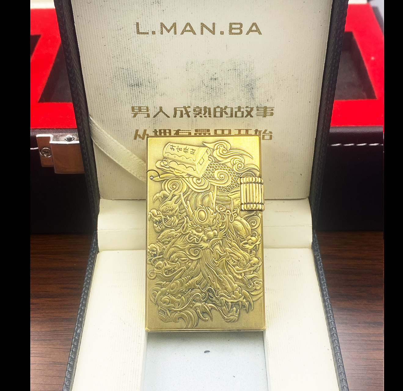 L.MAN.BA浮雕油机手工大全打火机手雕金色经典花纹男人