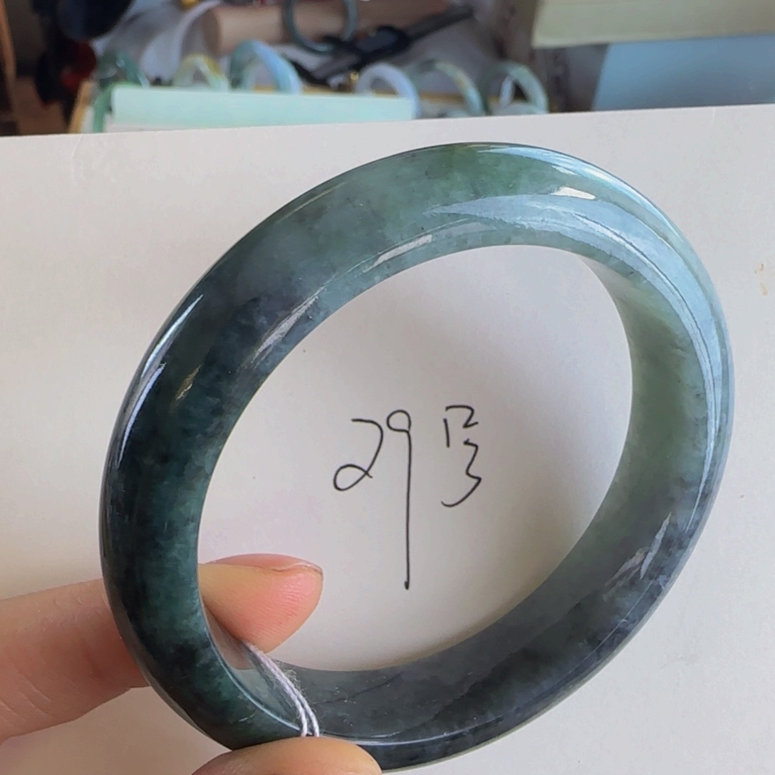 翡翠手镯未镶嵌老坑55圈