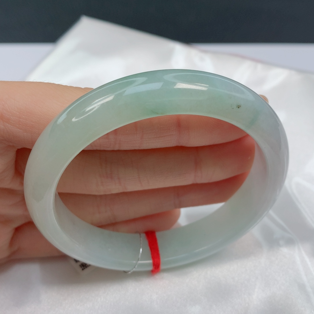 翡翠手镯未镶嵌55.7正圈