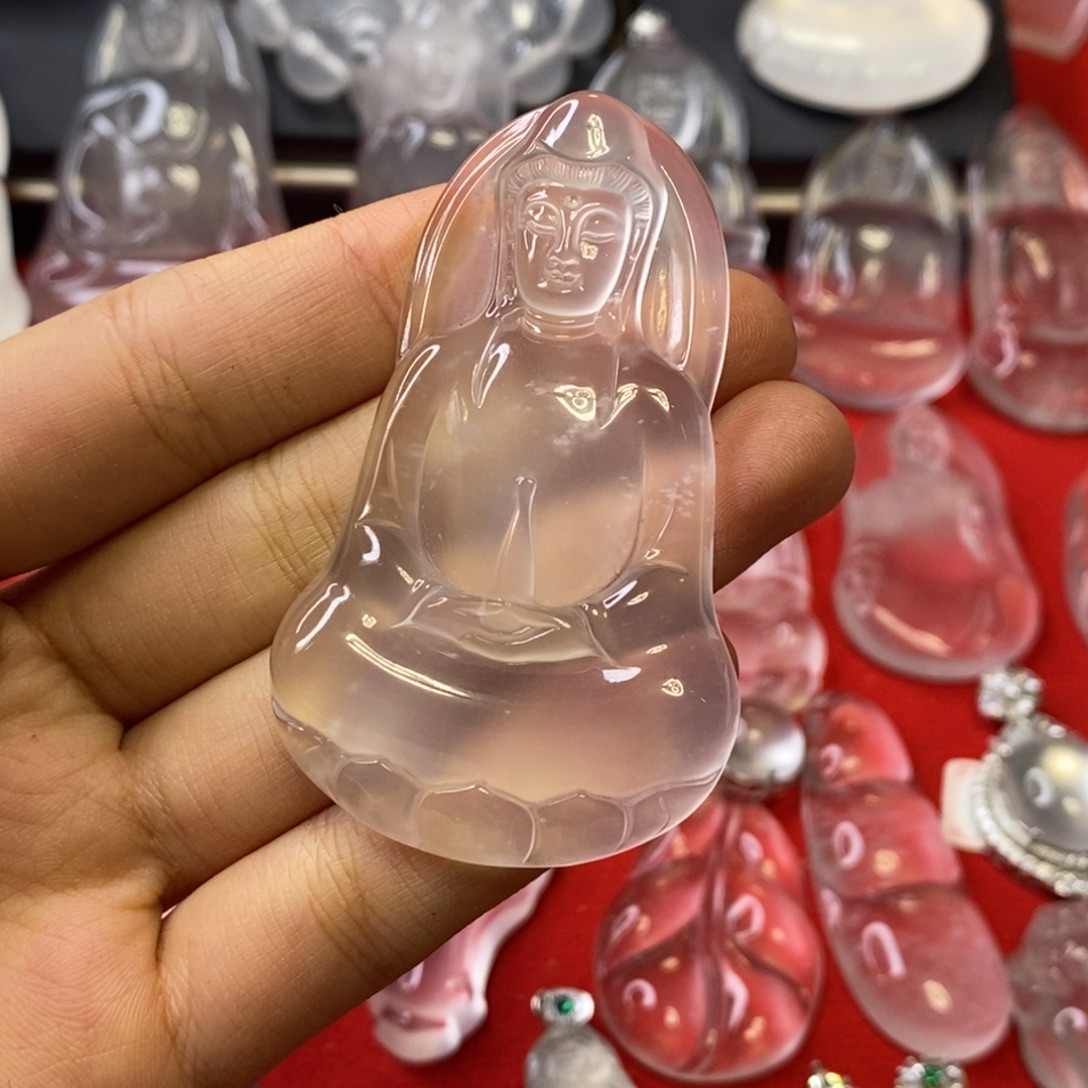 痘***新石英质玉未镶嵌吊坠