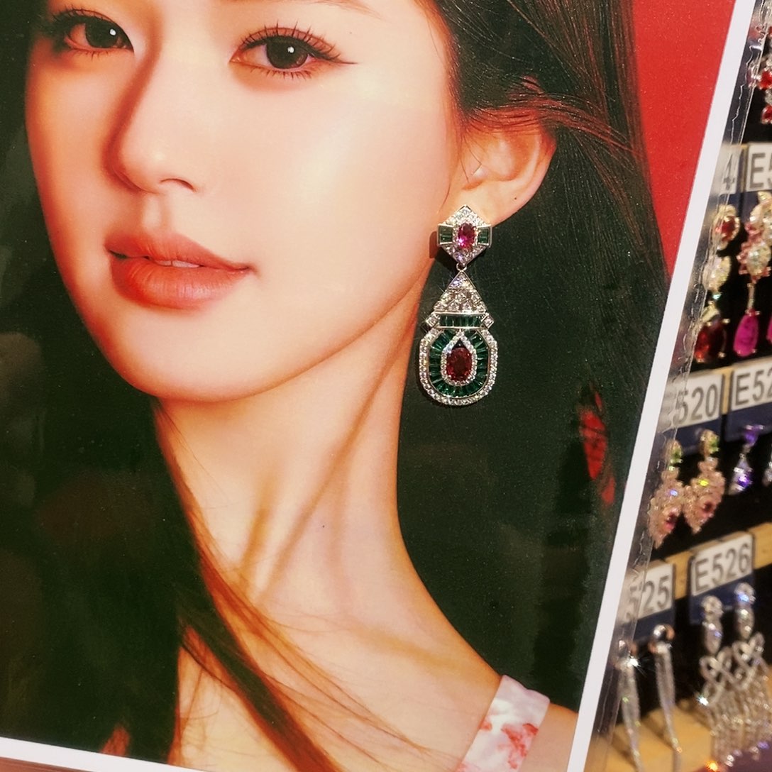 【闪购商品】纯铜925银锆石