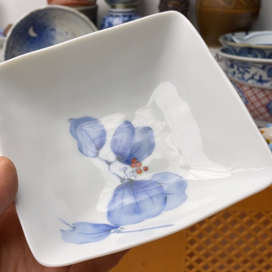 瓷片洋*哈哈哈我真的要把她打在脑门下