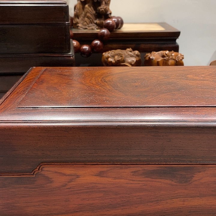 花梨木类春****。花梨木精品印章盒