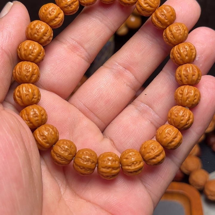 猴头核桃把件1.1八棱