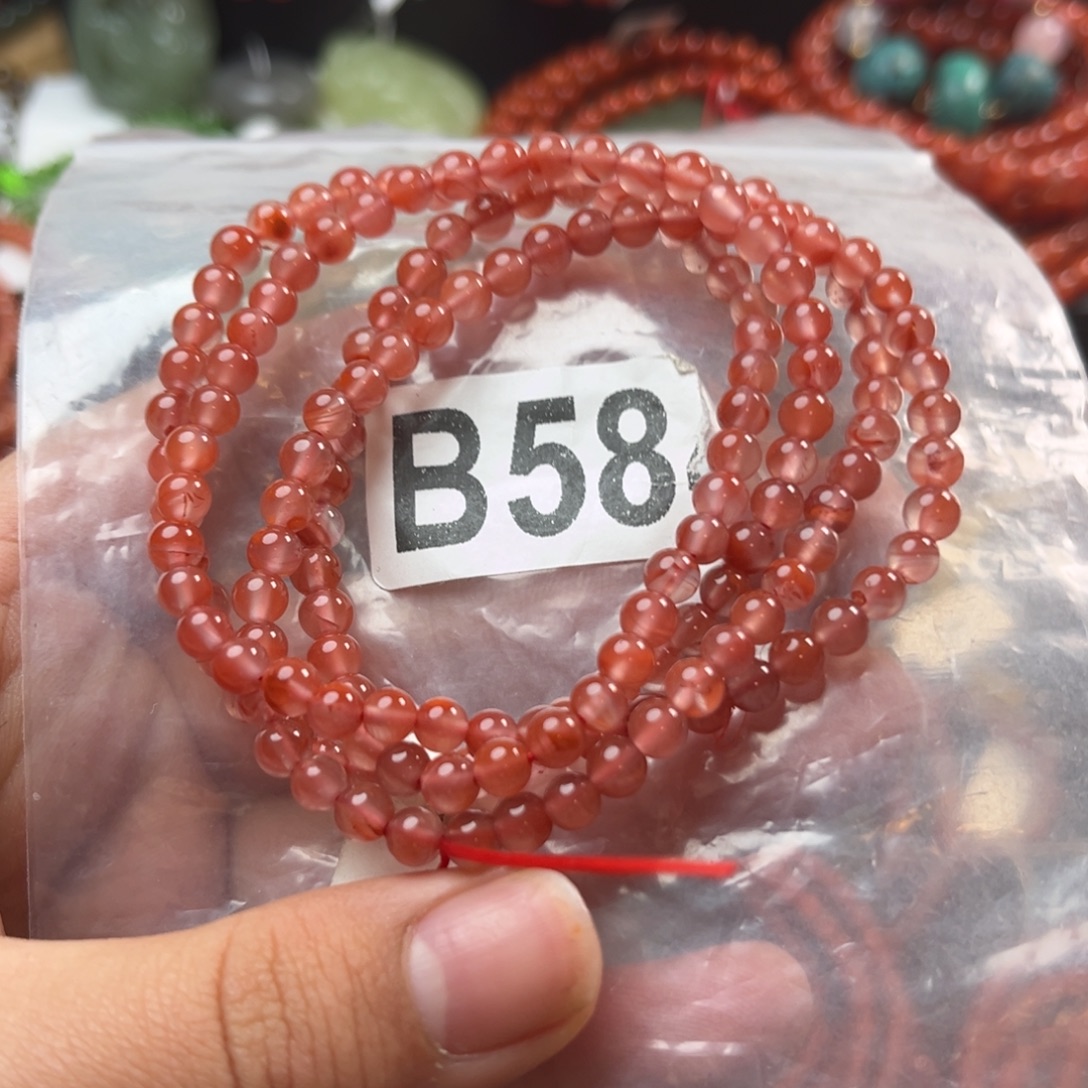 七***六南红玛瑙未镶嵌珠宝奇石