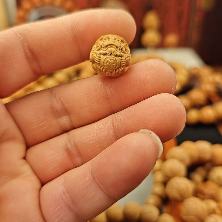 猴头核桃手串へ****゛貔貅
