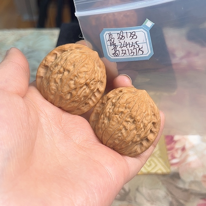 文玩核桃把件非嫁接将军帽