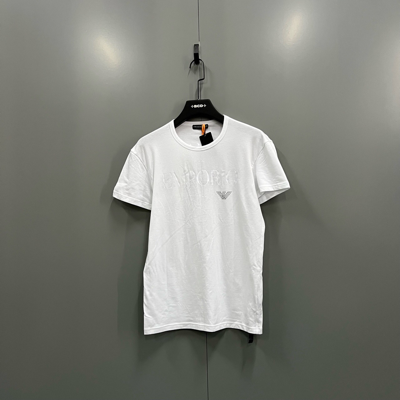 95新 GIORGIO ARMANI/阿玛尼 （cc）白色胶印短袖 L码/400935/污渍