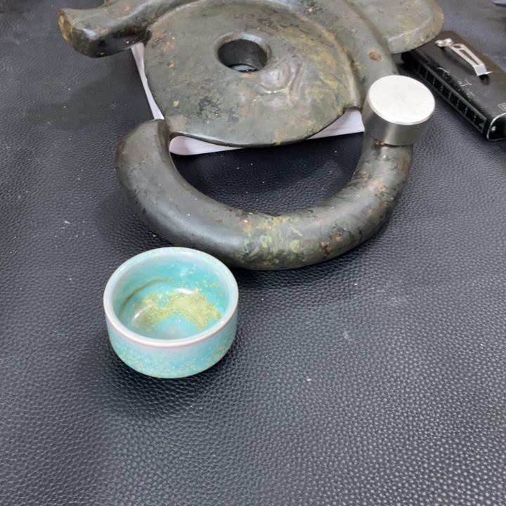 北***熊摆件陶大哥在干什么我不出