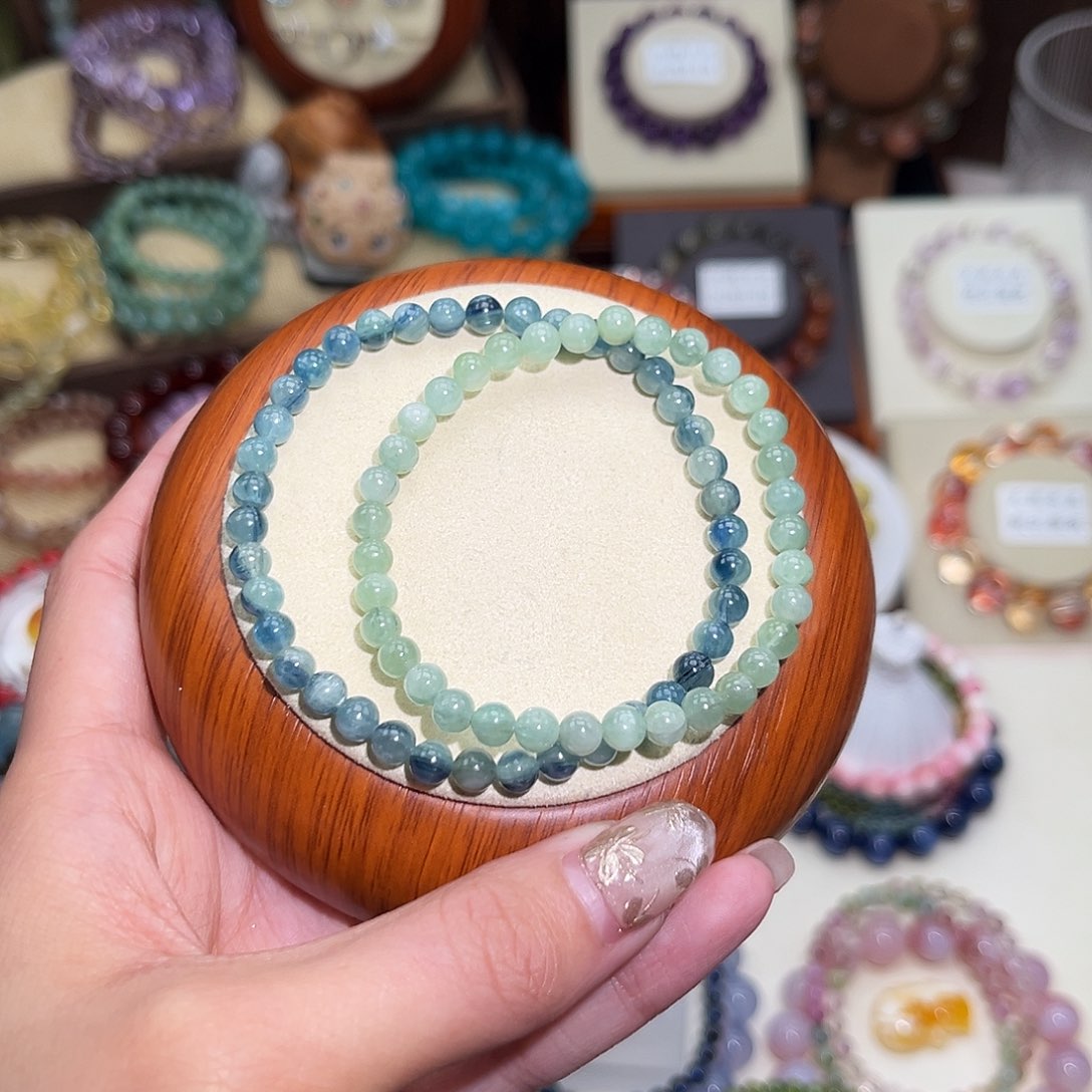 水晶手串未镶嵌啊****5m蓝绿晶石