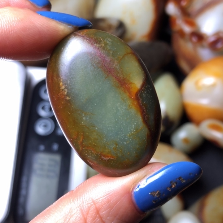 和田玉未镶嵌珠宝奇石