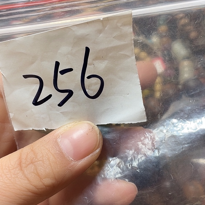 圣***依琉璃/树脂/塑料类