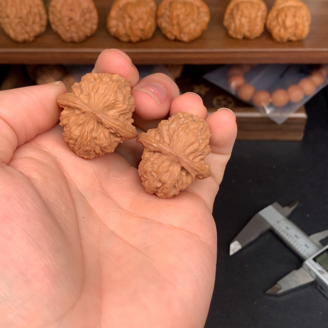 手串文玩核桃33野狼