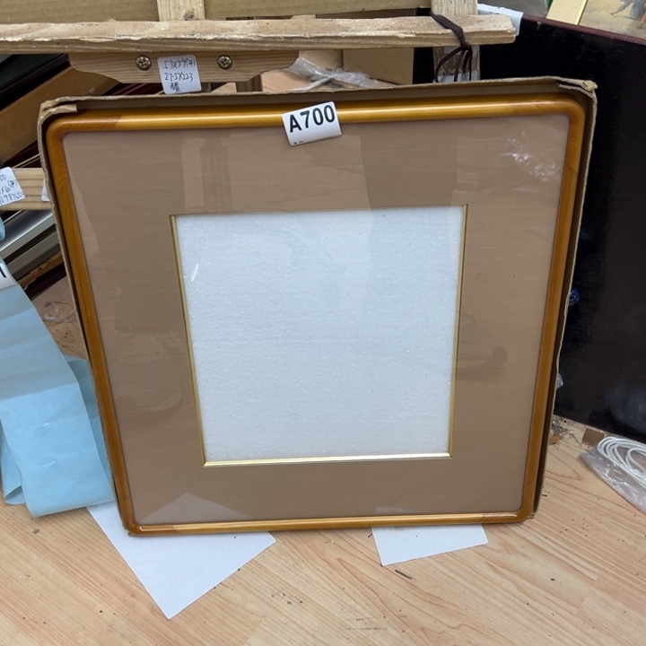 Z***y版画中古商品700哈哈哈