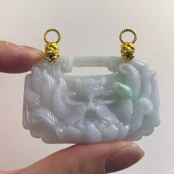 翡翠吊坠(赠链)未镶嵌代编织