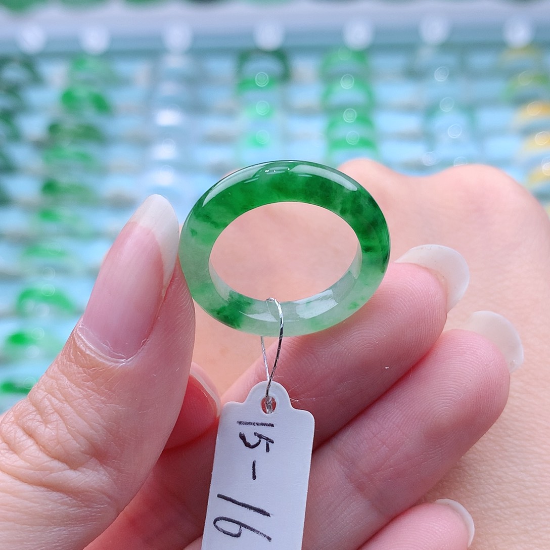 翡翠戒指未镶嵌缅甸翡翠A货