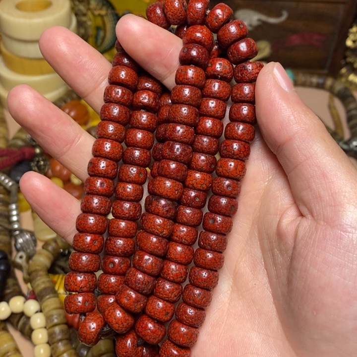 蹲****檀香紫檀（小叶紫檀）