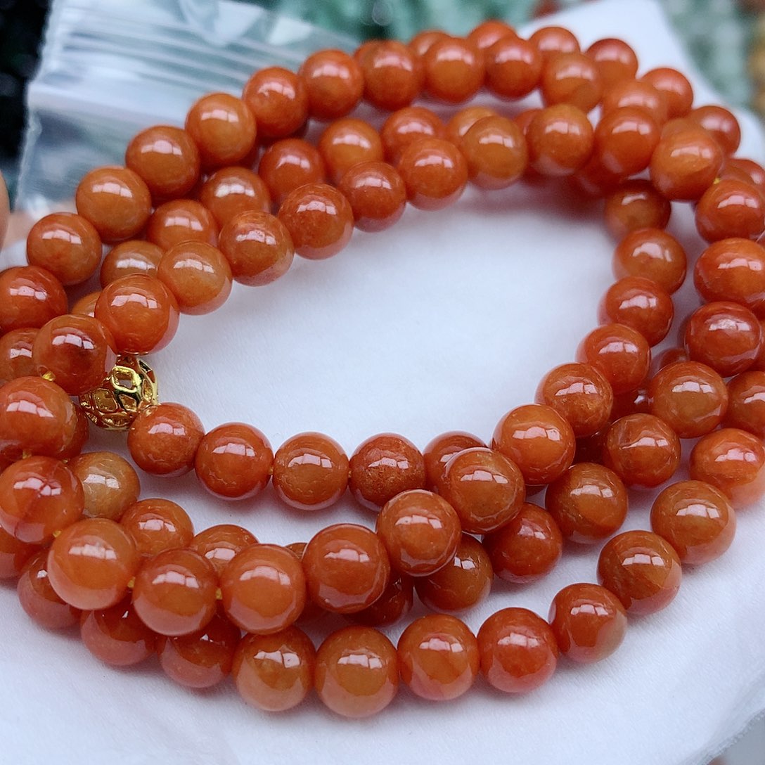 翡翠颈饰未镶嵌珠子