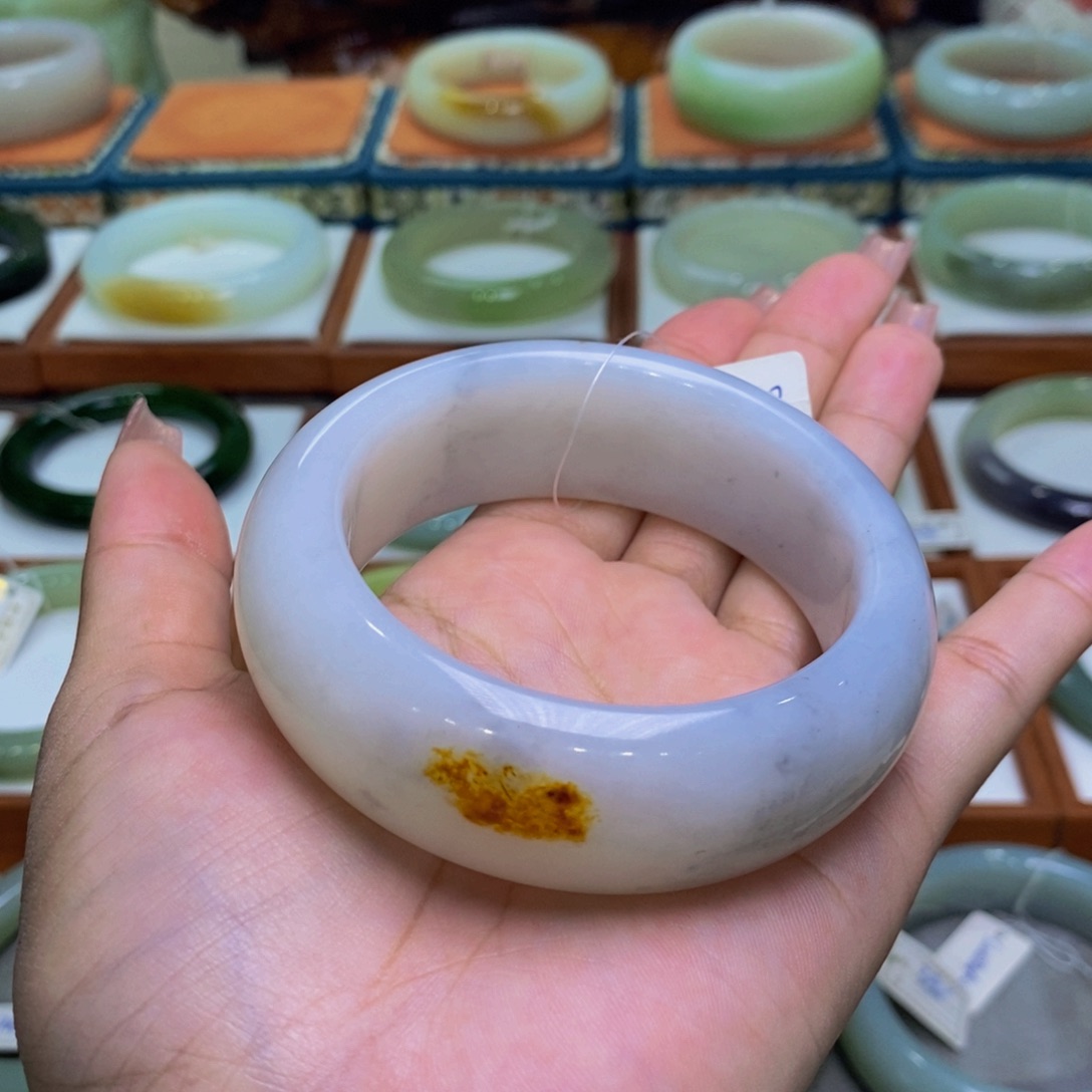 和田玉手镯未镶嵌和田玉籽青花带皮5657