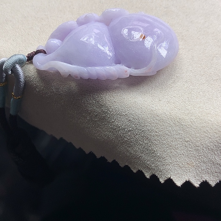 翡翠颈饰未镶嵌吊坠