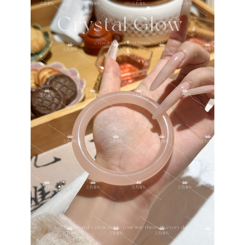 西柚粉｜天然玉镯少女款年轻粉色圆条手镯