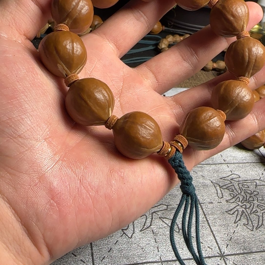 冲***胡橄榄核2.1手串树王