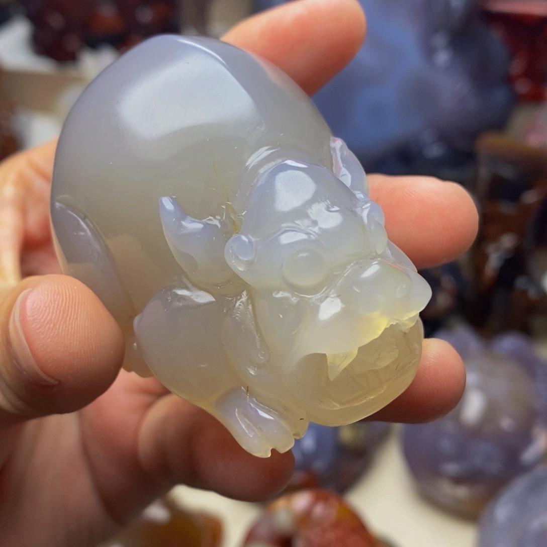 玛瑙/玉髓手把件未镶嵌